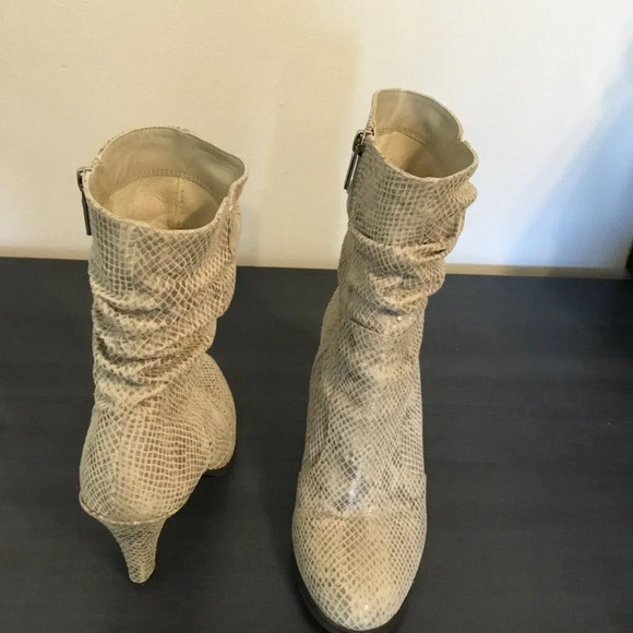 Le Saunda boots snake print grey  leather vintage Sz 7 - Picture 11 of 12